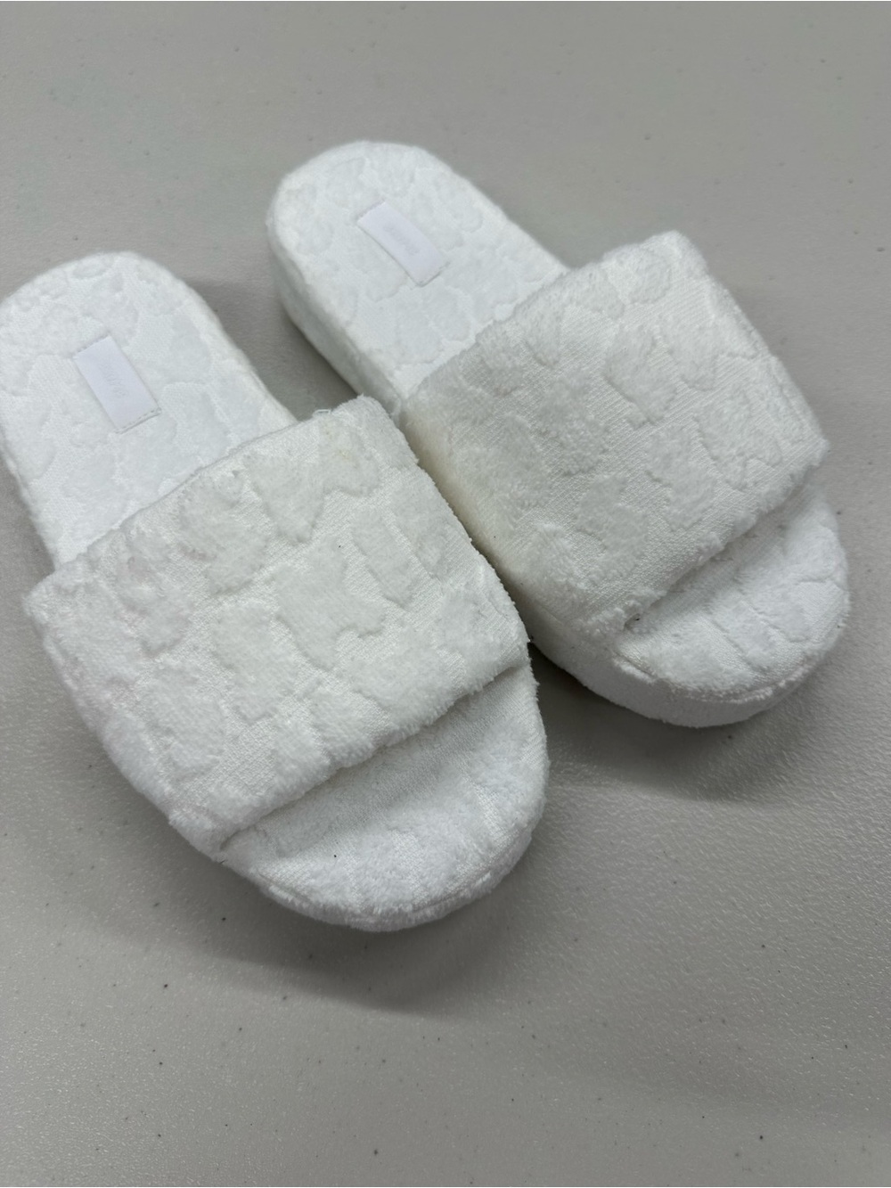 Skims spa terry slippers Slippers size 39 new without tags